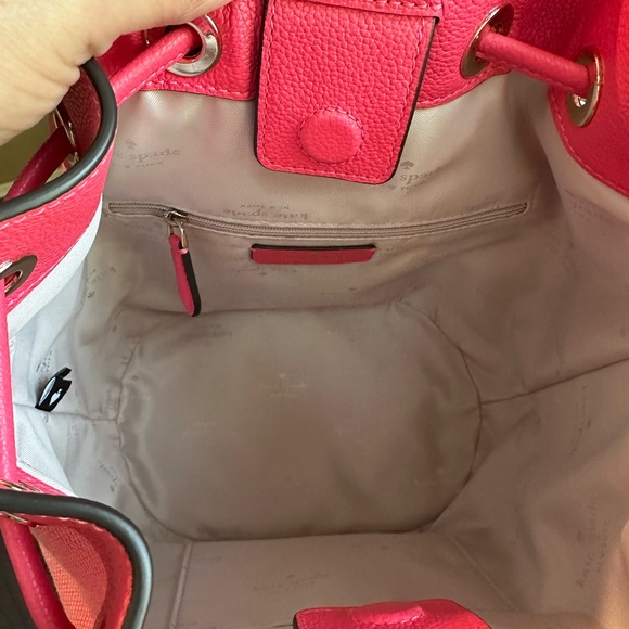 Kate Spade Bucket Crossbody - Picture 7 of 11